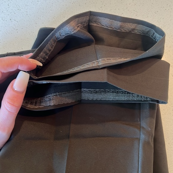 Express Columnist Bootcut Pants, Military Green 2R- excellent condition - Picture 6 of 6